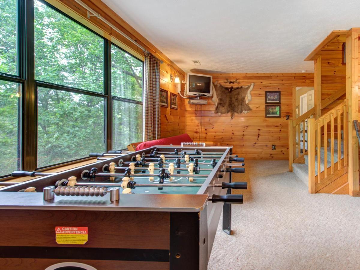 Great Expectations, 3 Bedrooms, Fireplace, Pool Table, Hot Tub, Sleeps 10 Gatlinburg Bagian luar foto